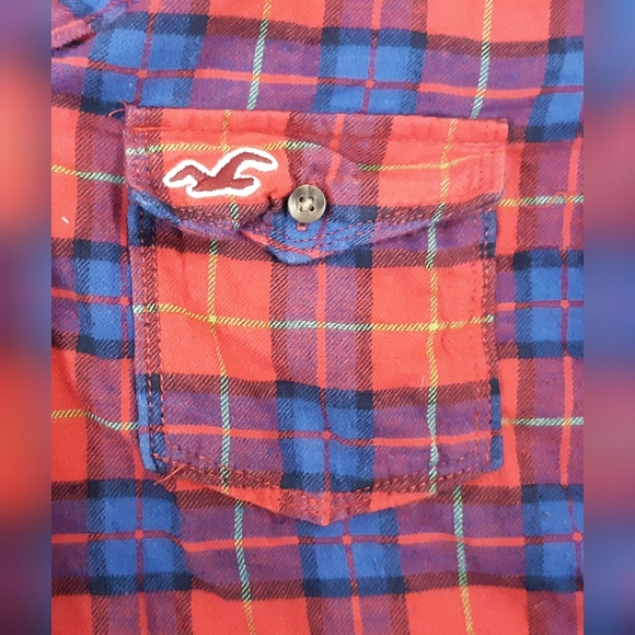 HOLLISTER Vintage Red & Blue Plaid Flannel Button-up Shirt - Picture 6 of 12